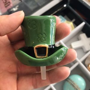 Nora Fleming leprechaun hat mini